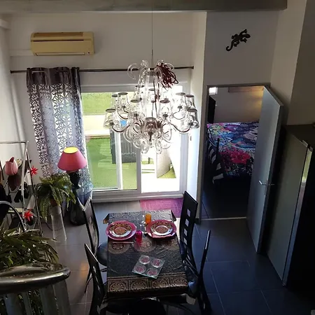 Naturiste Cap D'agde Port Soleil 144 Agde