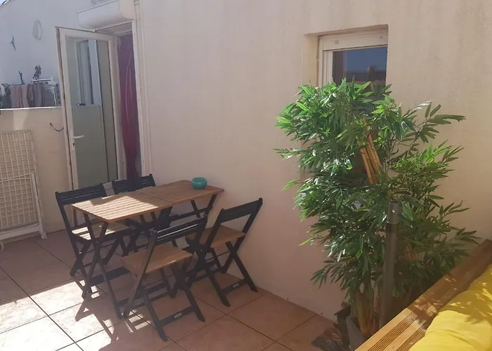 Naturiste Cap D'agde Port Soleil 144 *